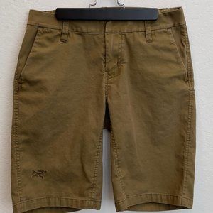 Arcteryx A2B Chino Shorts - 30
